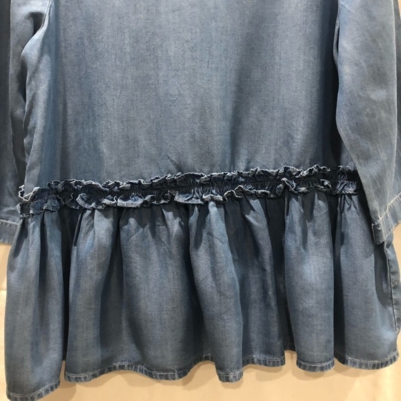 BEACH Lunch Lounge chambray peplum shirt. - Picture 3 of 12